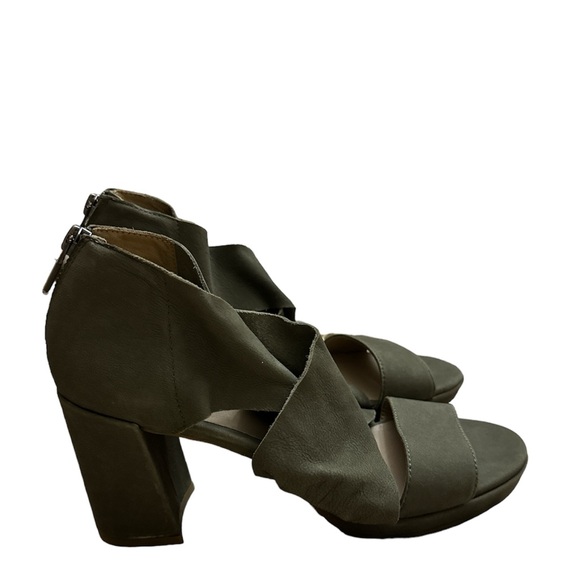 Eileen Fisher Marla Block Heel Crisscross Strappy  Sandals - Picture 4 of 9